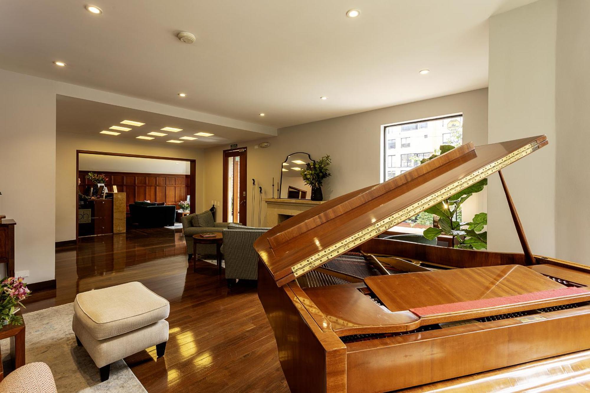 Hotel Bh La Quinta Bogotá Eksteriør bilde